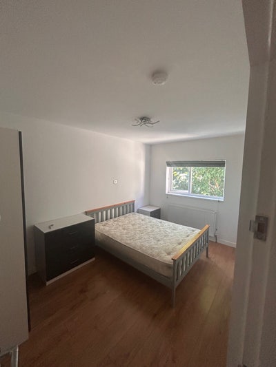 Double room available in Harbourne  Main Photo
