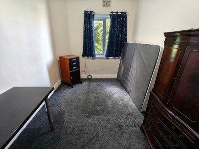Spacious single room available in Epsom Main Photo