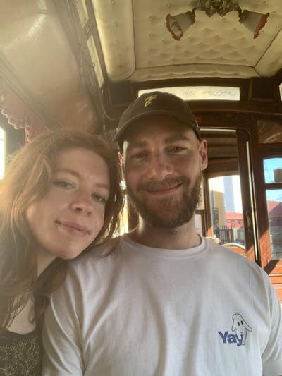Professional couple looking for 1-bed sublet Main Photo