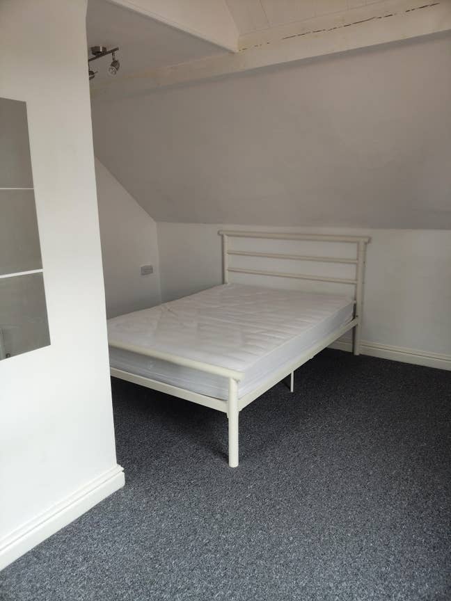 Spacious Double Room with a view Main Photo