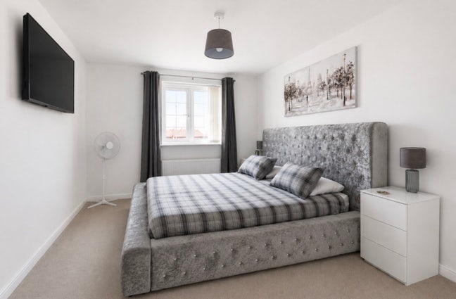 Detached 3 bed house  Main Photo