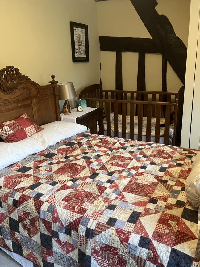 Double Room and own Sitting Room in Heritage House Main Photo