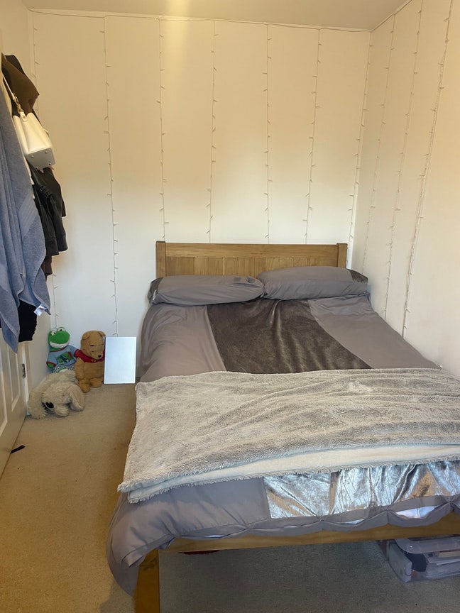 23 yr old student vet nurse looking for housemate Main Photo