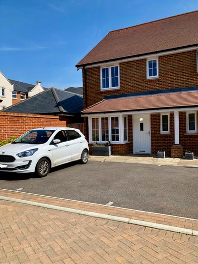 Single Room in Horsham Main Photo