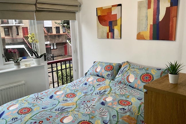 Double Room with Separate Loft Room & Parking-SE16 Main Photo