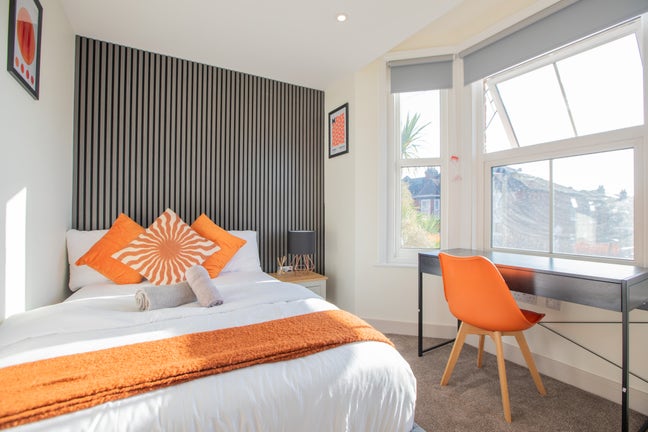 ✨Last Room! Brand New En Suite Rooms✨ Main Photo