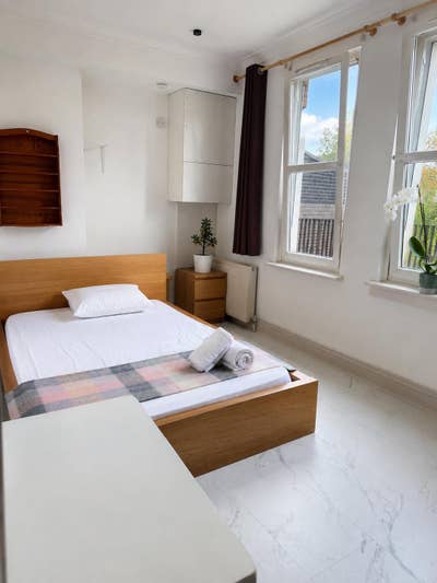 Double bedroom with access to balcony .  Main Photo