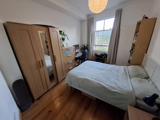 Double Room in Arsenal Main Photo