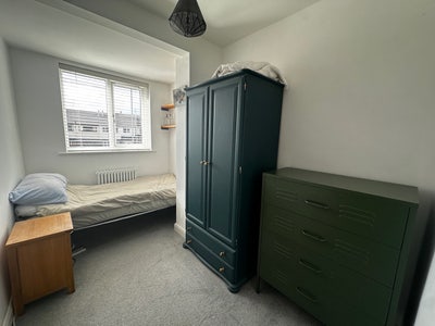 Furnished single room  Main Photo