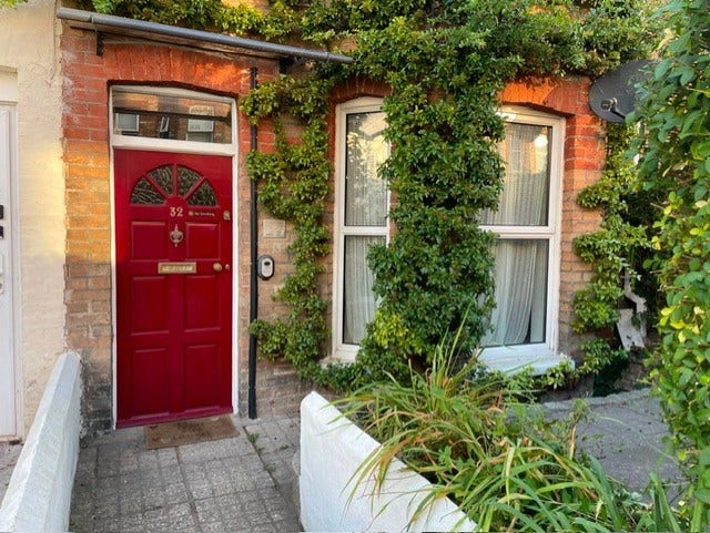 Furnished  Garden Flat All Bills Included Near Bic Main Photo