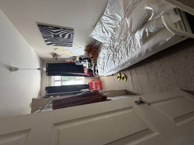 Single room in a lovely house Main Photo