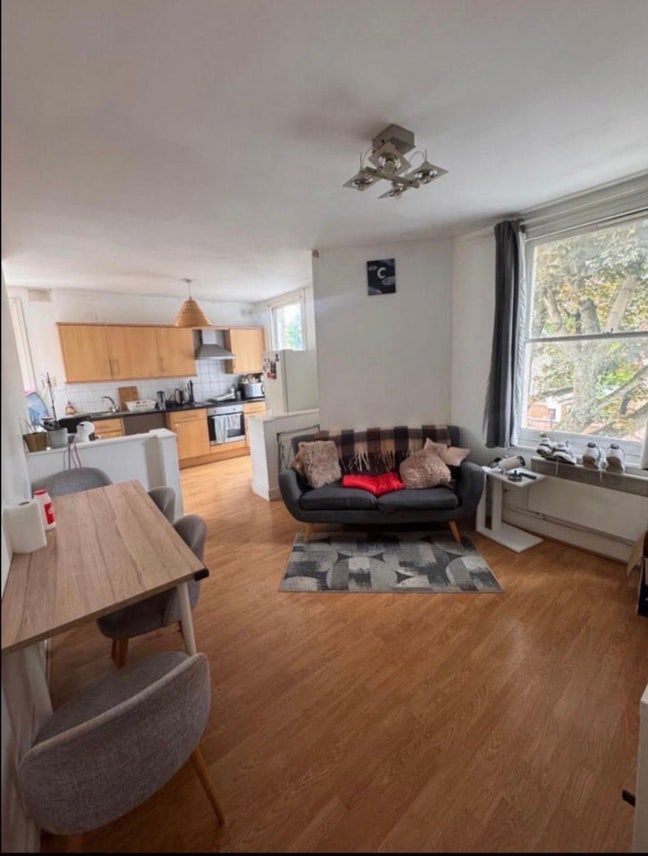 Double room in Tooting Bec &pound;784 pcm Main Photo