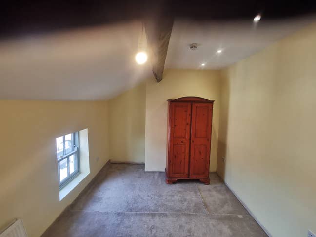 Newly Refurbished Double room Main Photo
