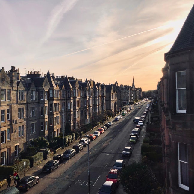 ASAP Double Room Available in Spacious Mixed Flat Main Photo