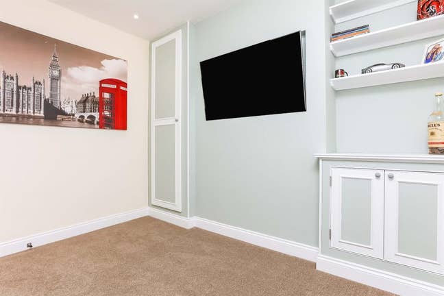 Double room available near mutley  Main Photo