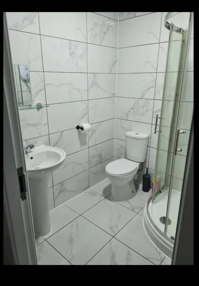 Room for rent Main Photo