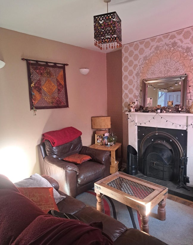 Double room near University with live in Landlords Main Photo