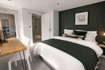 SN1 🏡 Albion Street En-Suite | Near Town Main Photo