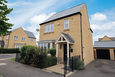 2 Double Ensuite Rooms in Witney Main Photo