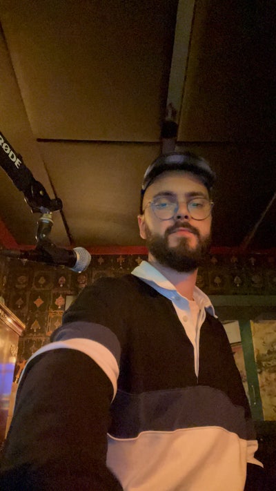 Just a guy looking for a room Main Photo