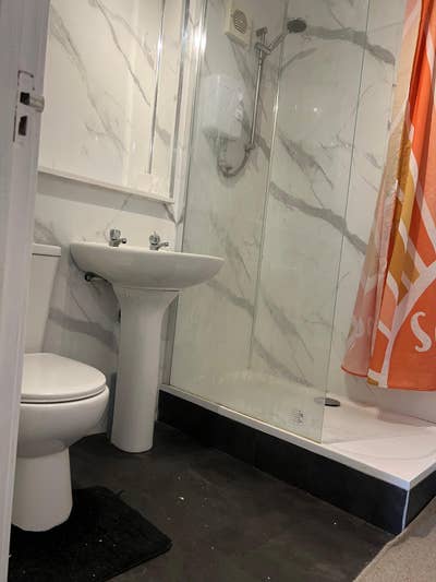 1 bedroom to let in a 2 bedroom flat  Main Photo