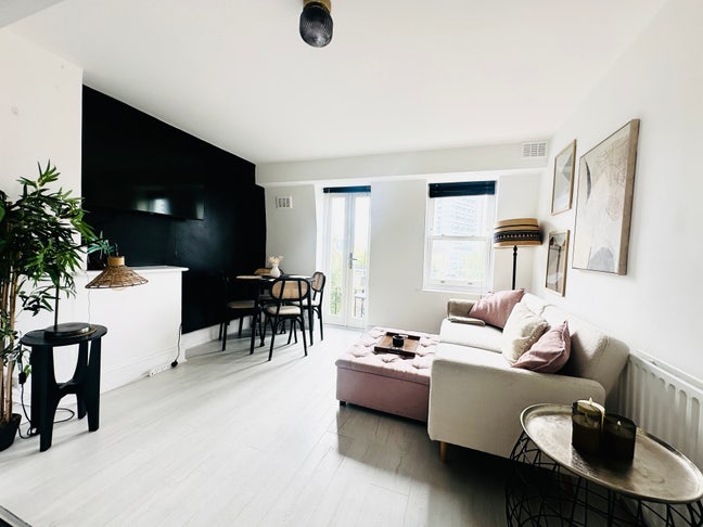 1 Bed Flat - Warwick Ave - Corporates/Ltd Only Main Photo