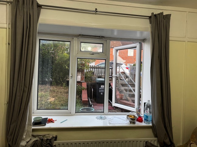 Furnished room Carpenders park watford Main Photo
