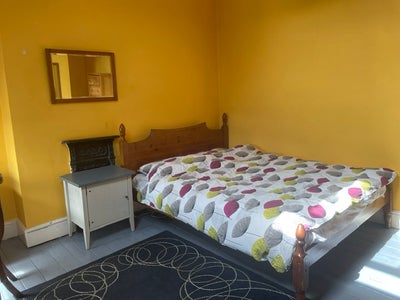  Double Room- Profesisonal or r post-grads Main Photo