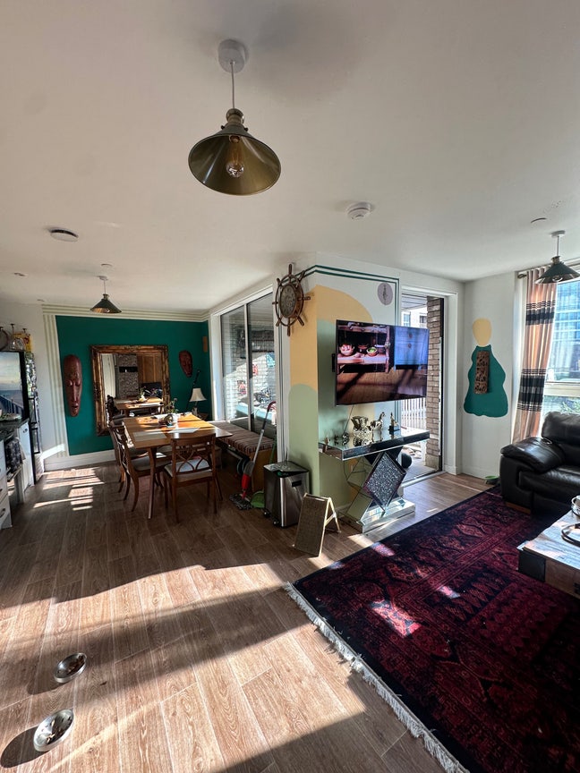 Bright Double Room in West London | Short Let  Main Photo