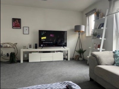 Double Room - Shettleston  Main Photo