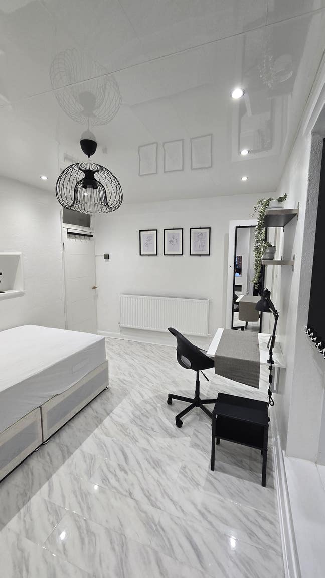 Luxurious Room in 2 Bed Apartment- E1 - Aldgate ! Main Photo