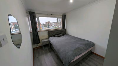 2 Large Rooms | Bills Included | Female only Main Photo