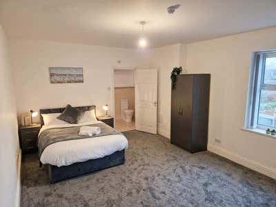1 Double Rooom Available in NG7  Main Photo