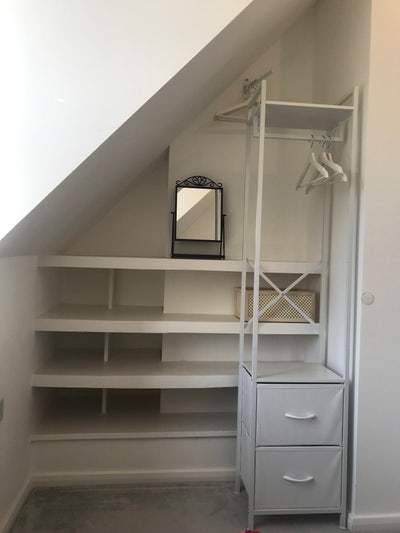 Bright Furnished Room in a Loft Conversion Main Photo