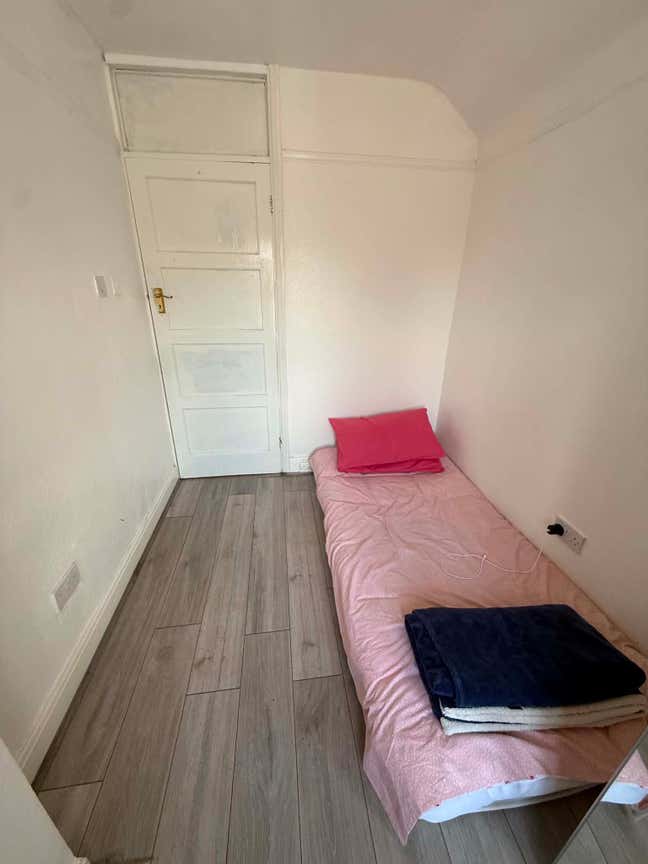 This is a lovely property, just a 10-minute w... Main Photo