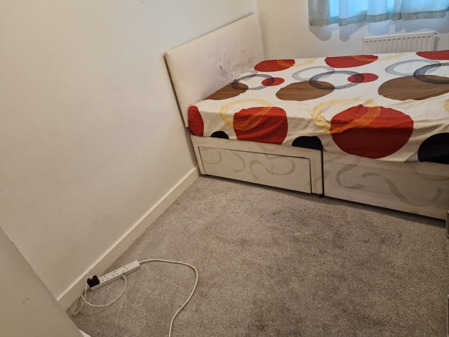 Single room near Bicester Village Main Photo
