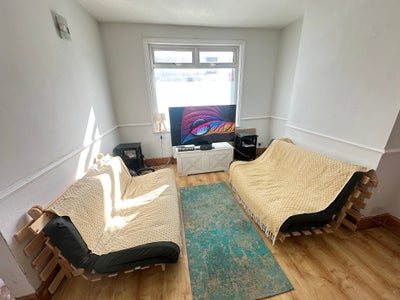 Two Double Rooms in Abington – &pound;525/&pound;575, All Bill Main Photo