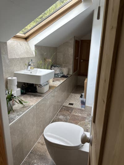 Small Double Room in Earlswood, Redhill Main Photo