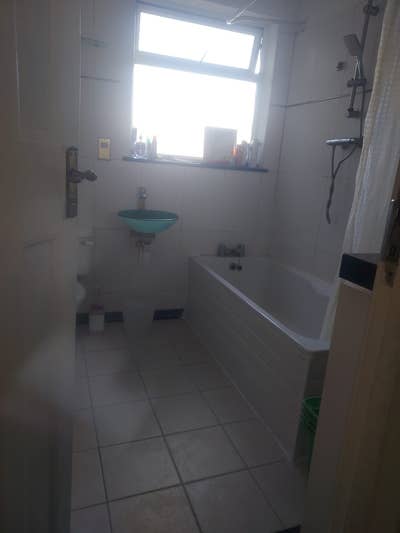 Double room to rent Main Photo