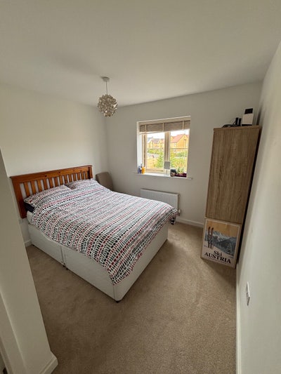 Monday to Friday double room with en suite  Main Photo