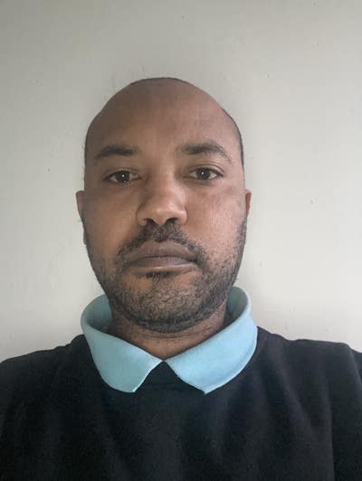 41 year old Male seeks a single or double room Main Photo