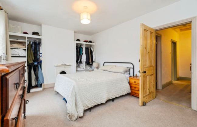 2 Bedroom house - West Common Main Photo