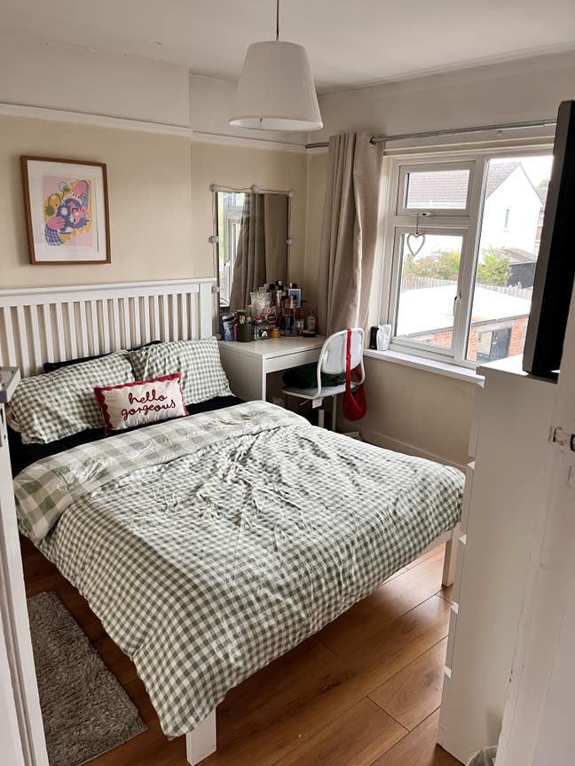 Double room to rent - Great area/price Main Photo