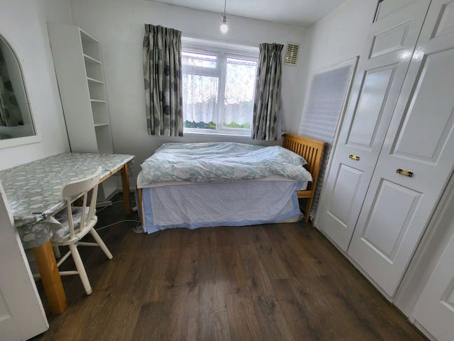 A lovely room. Female only Main Photo