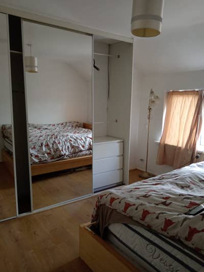 Room to rent Main Photo
