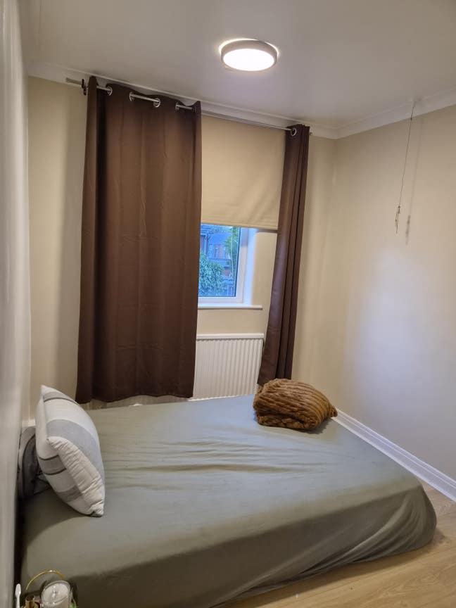 Double room to rent  Main Photo