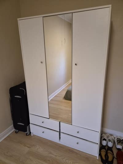 Double room to rent  Main Photo