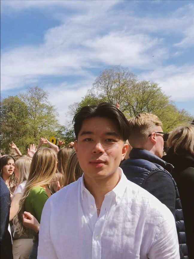 Professional Male seeks a single or double room Main Photo