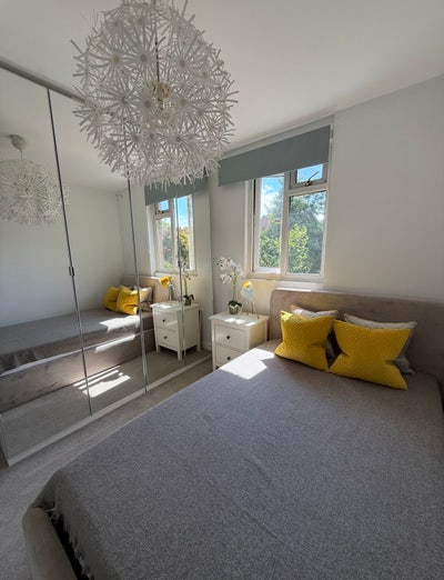Bedroom to let in Putney  Main Photo