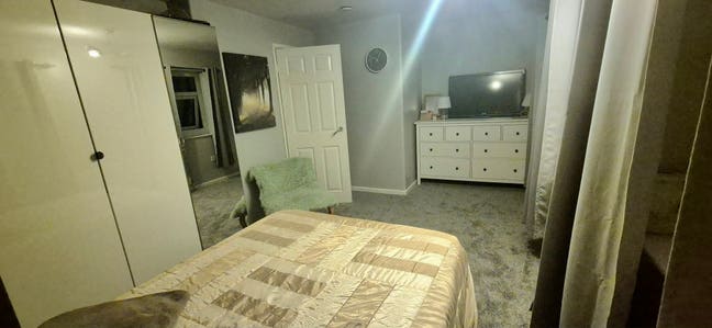 Spacious  Very  Large Double Room Main Photo